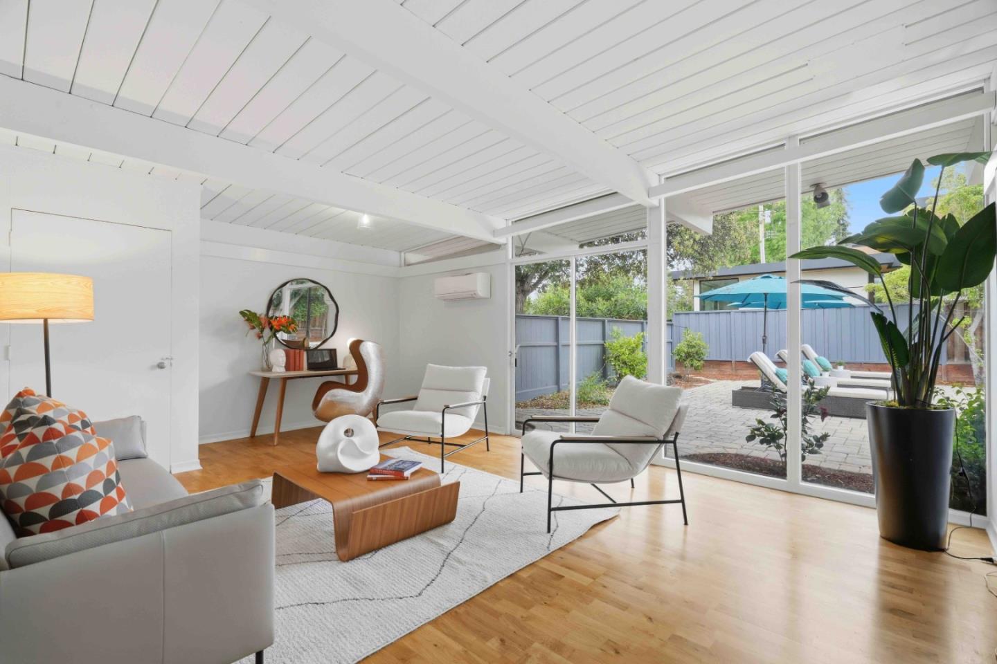 Detail Gallery Image 14 of 26 For 226 Ely Pl, Palo Alto,  CA 94306 - 3 Beds | 2 Baths