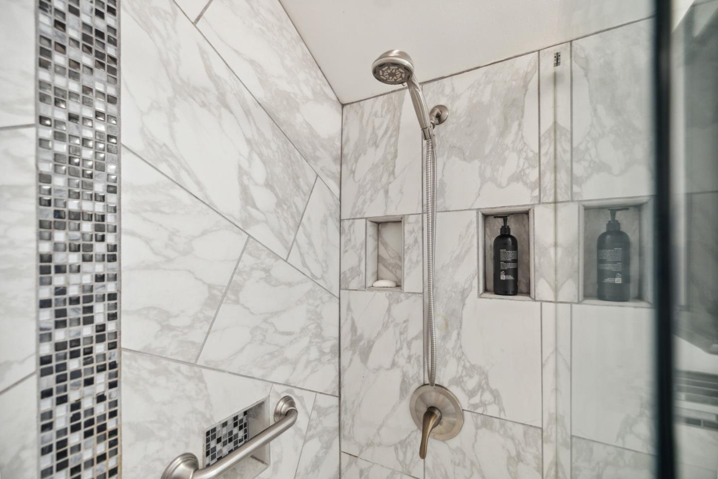 Detail Gallery Image 11 of 36 For 15300 Highway 9, Boulder Creek,  CA 95006 - 3 Beds | 1 Baths