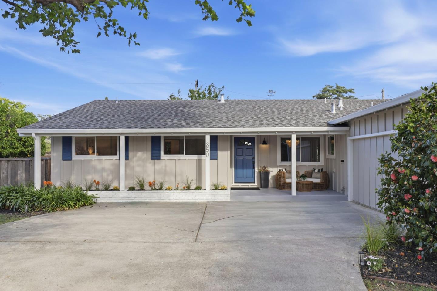 Detail Gallery Image 2 of 38 For 850 Quetta Ave, Sunnyvale,  CA 94087 - 4 Beds | 2/1 Baths