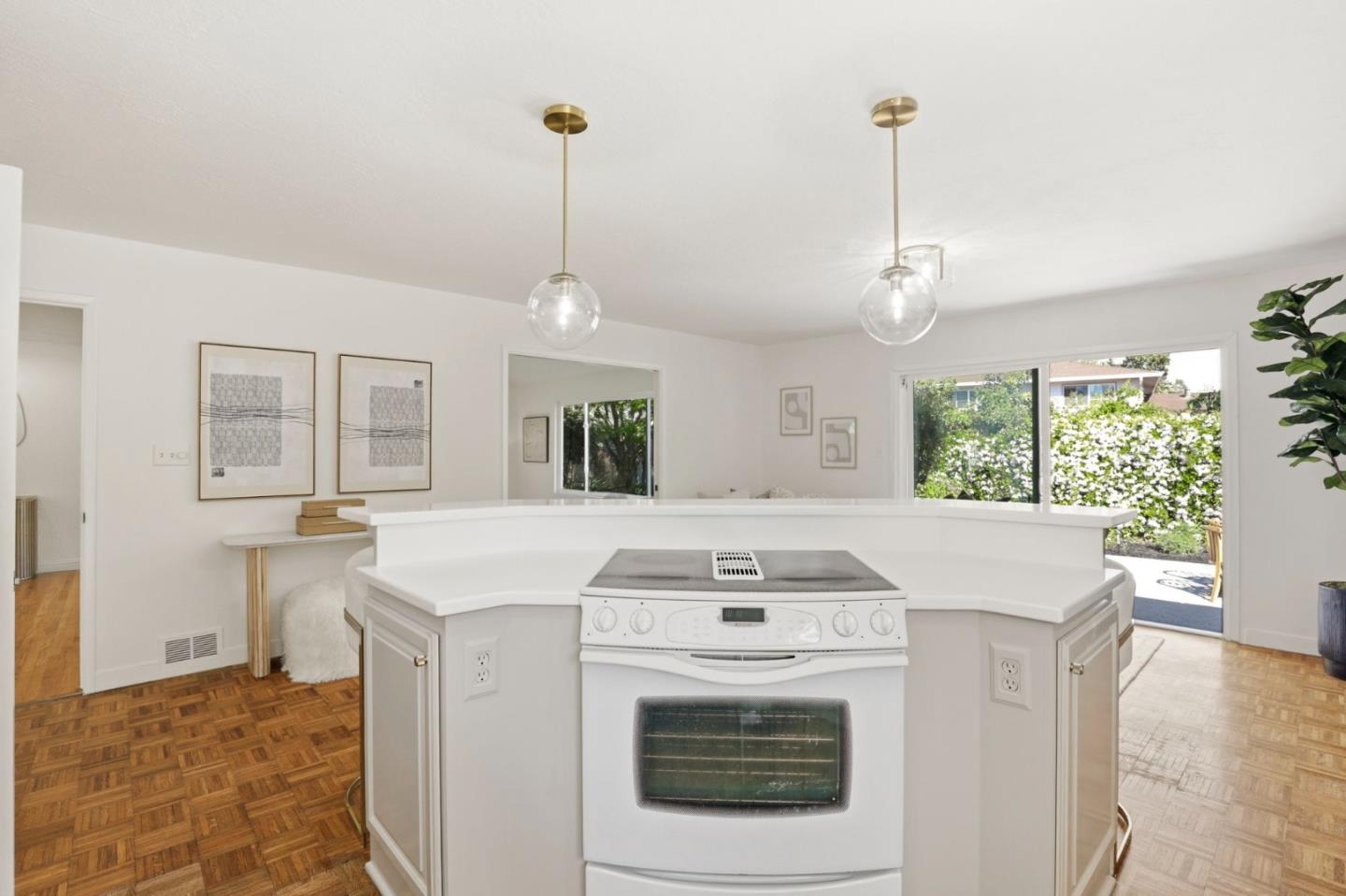 Detail Gallery Image 23 of 38 For 850 Quetta Ave, Sunnyvale,  CA 94087 - 4 Beds | 2/1 Baths