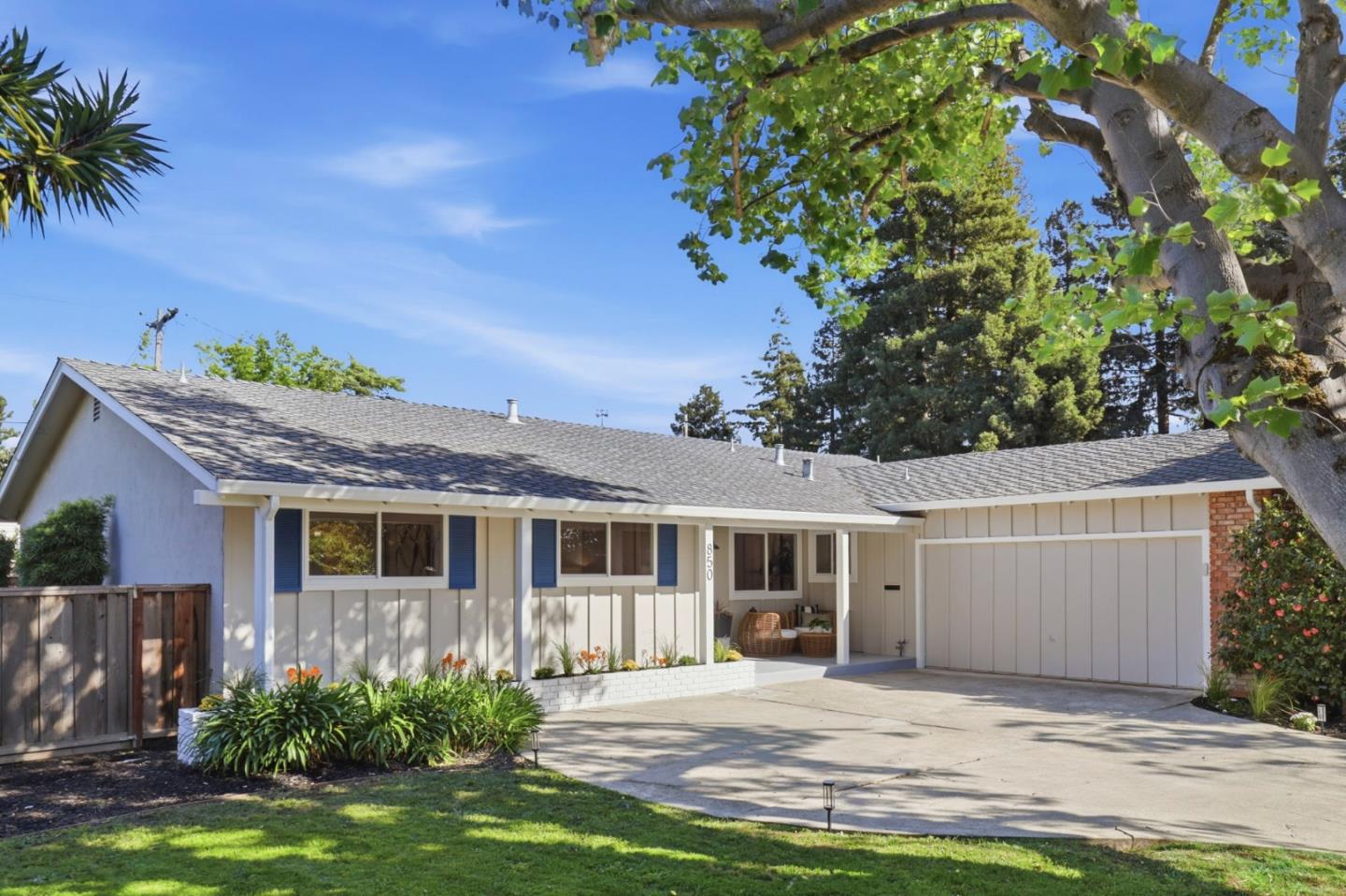 Detail Gallery Image 5 of 38 For 850 Quetta Ave, Sunnyvale,  CA 94087 - 4 Beds | 2/1 Baths