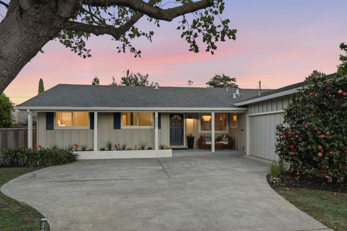 Detail Gallery Image 9 of 38 For 850 Quetta Ave, Sunnyvale,  CA 94087 - 4 Beds | 2/1 Baths