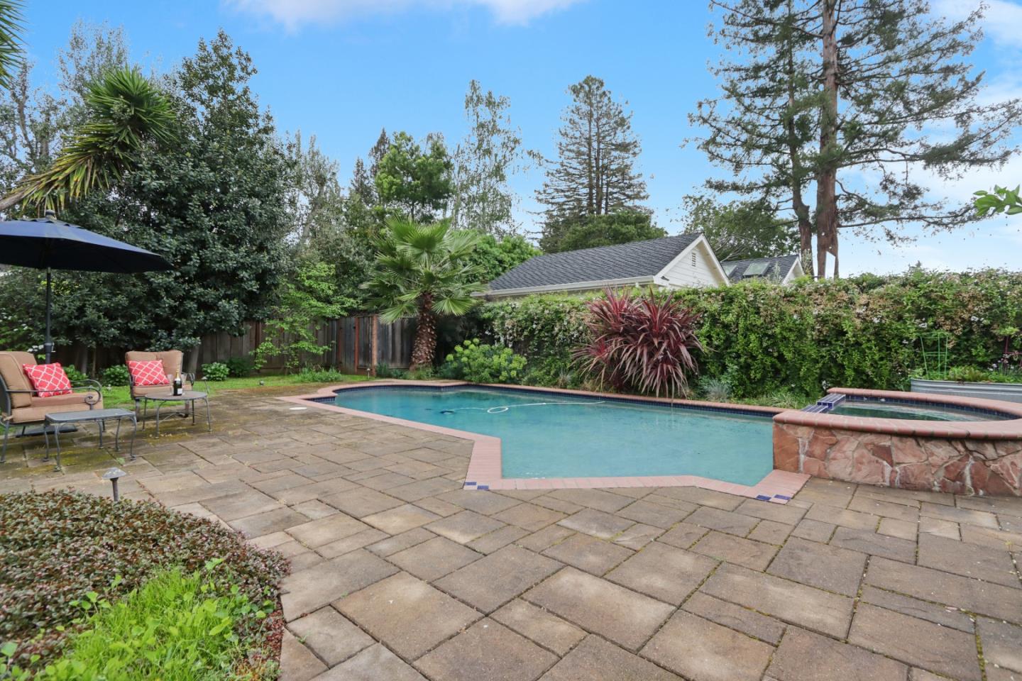 Detail Gallery Image 42 of 45 For 325 University Dr, Menlo Park,  CA 94025 - 3 Beds | 2 Baths