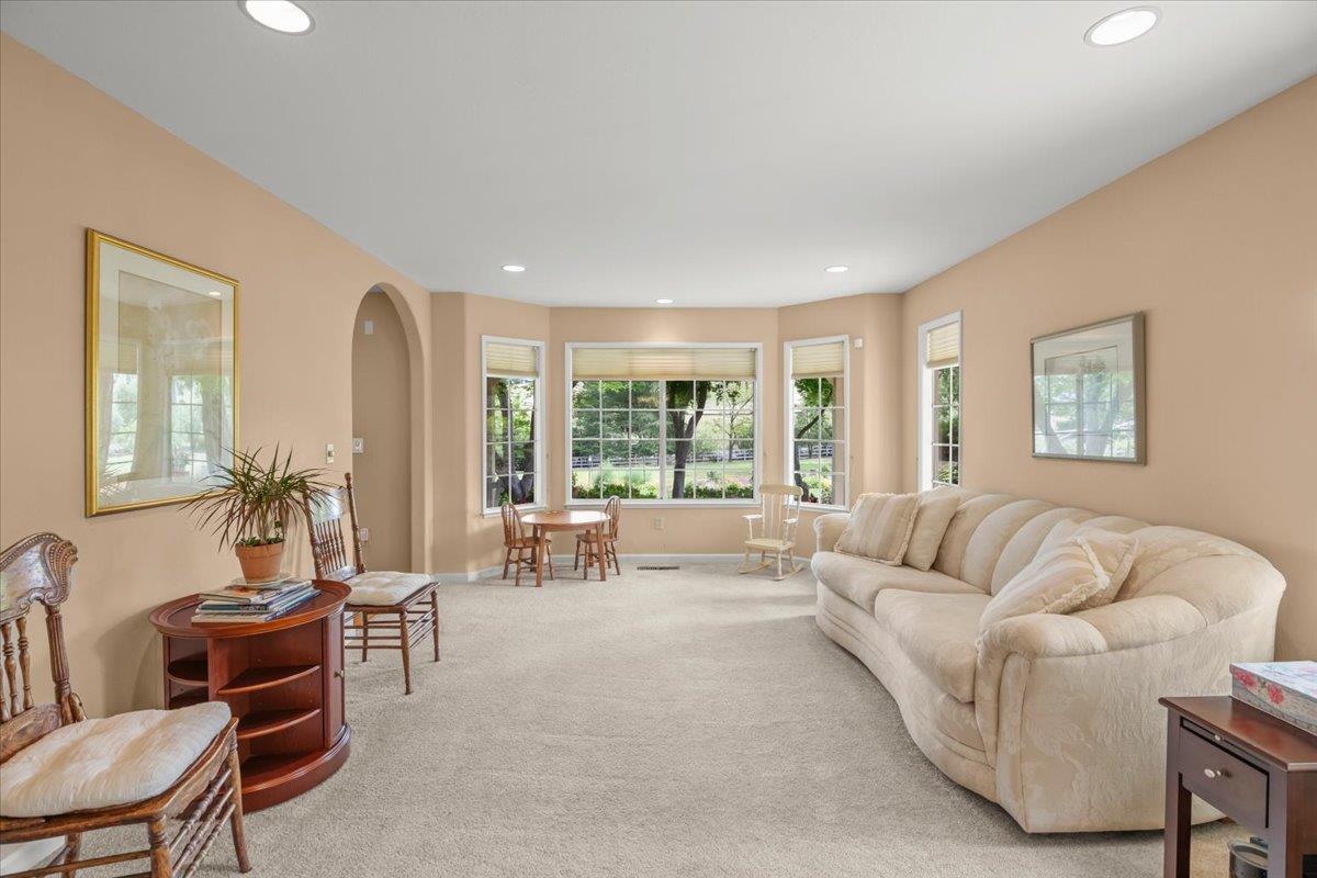 Detail Gallery Image 12 of 78 For 16615 De Witt Ave, Morgan Hill,  CA 95037 - 5 Beds | 3 Baths