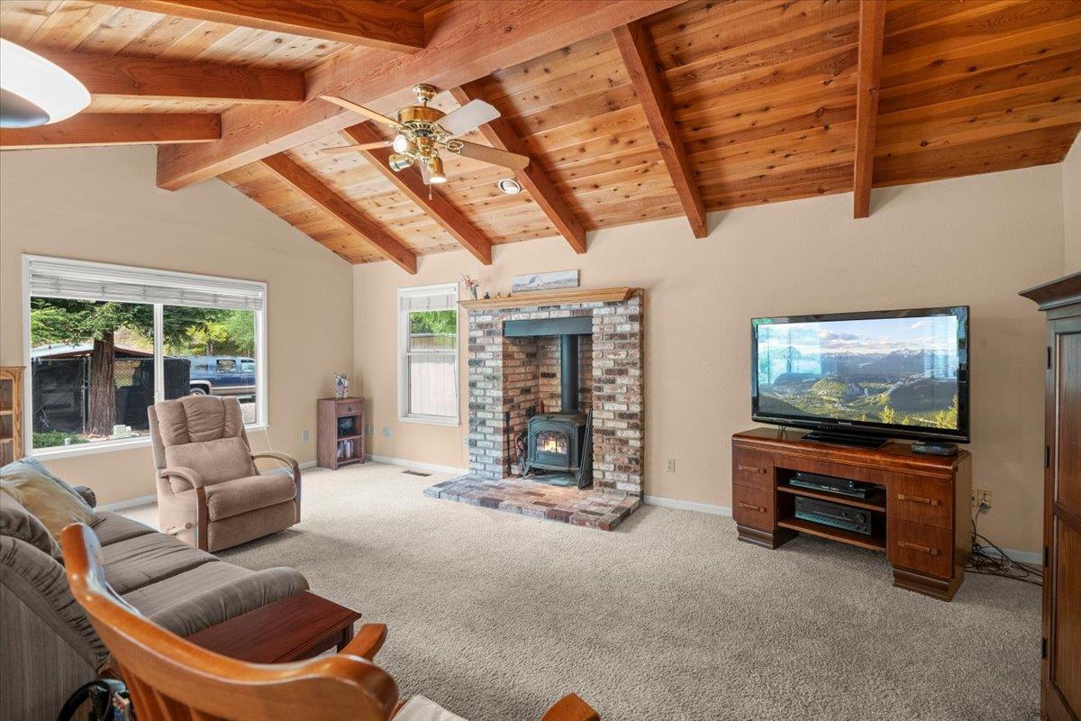 Detail Gallery Image 15 of 78 For 16615 De Witt Ave, Morgan Hill,  CA 95037 - 5 Beds | 3 Baths