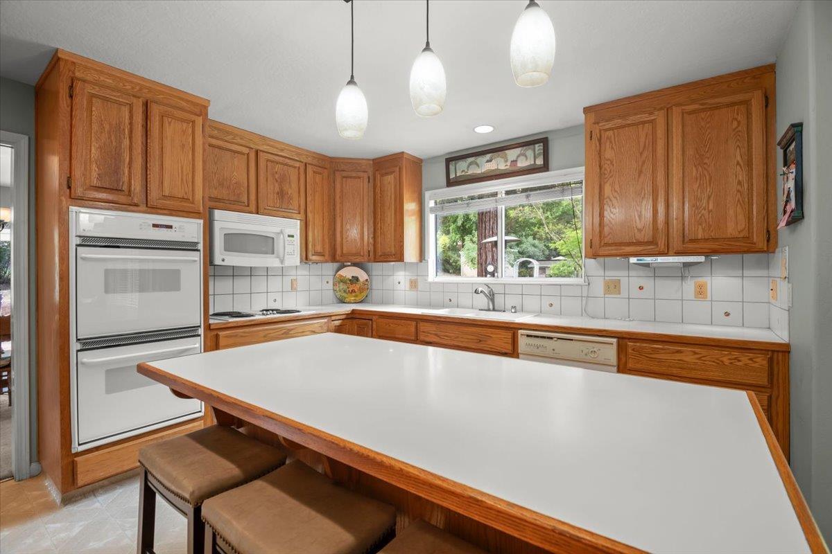 Detail Gallery Image 22 of 78 For 16615 De Witt Ave, Morgan Hill,  CA 95037 - 5 Beds | 3 Baths