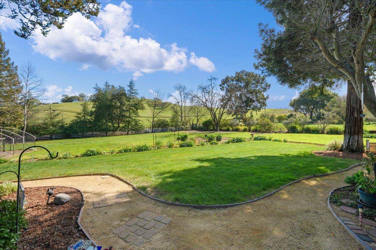 Detail Gallery Image 5 of 78 For 16615 De Witt Ave, Morgan Hill,  CA 95037 - 5 Beds | 3 Baths