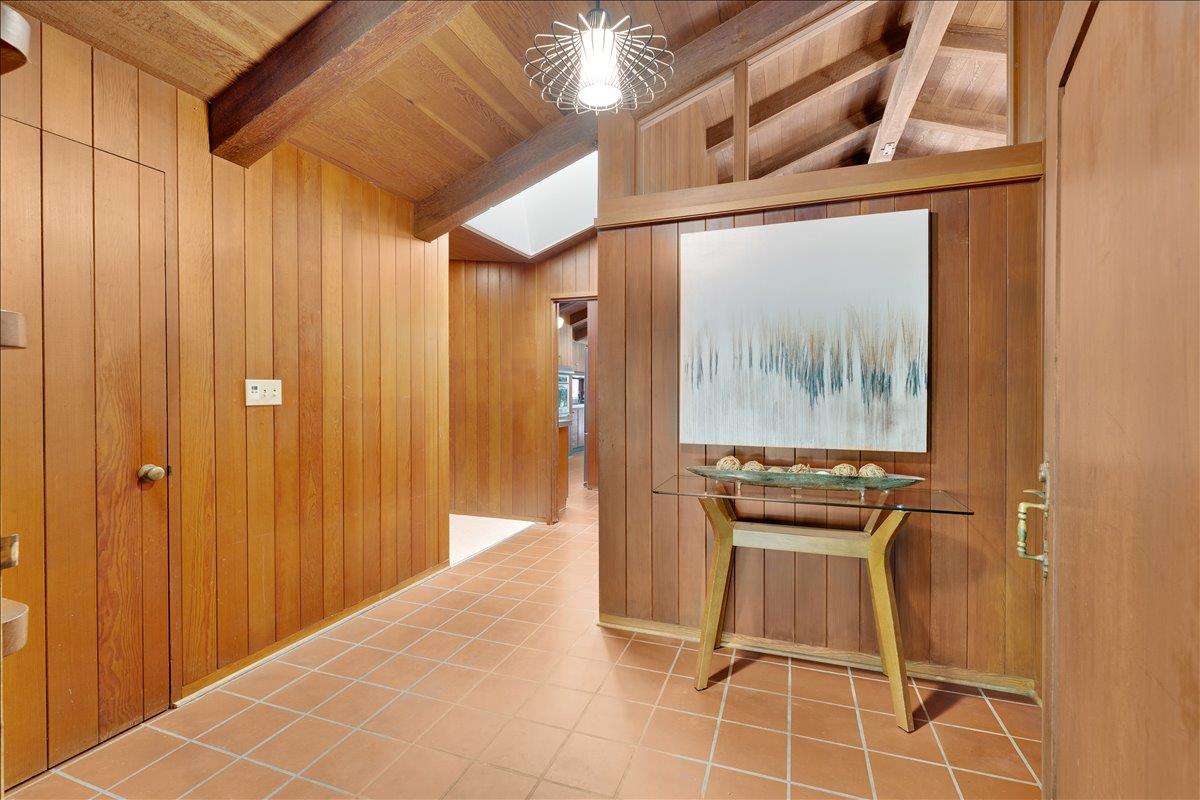 Detail Gallery Image 13 of 89 For 230 Isbel Dr, Santa Cruz,  CA 95060 - 4 Beds | 3/1 Baths