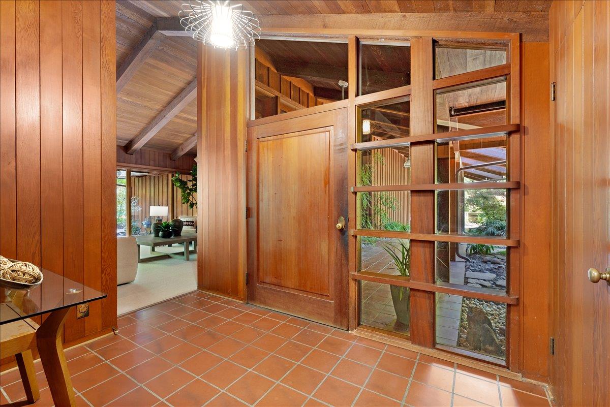 Detail Gallery Image 14 of 89 For 230 Isbel Dr, Santa Cruz,  CA 95060 - 4 Beds | 3/1 Baths