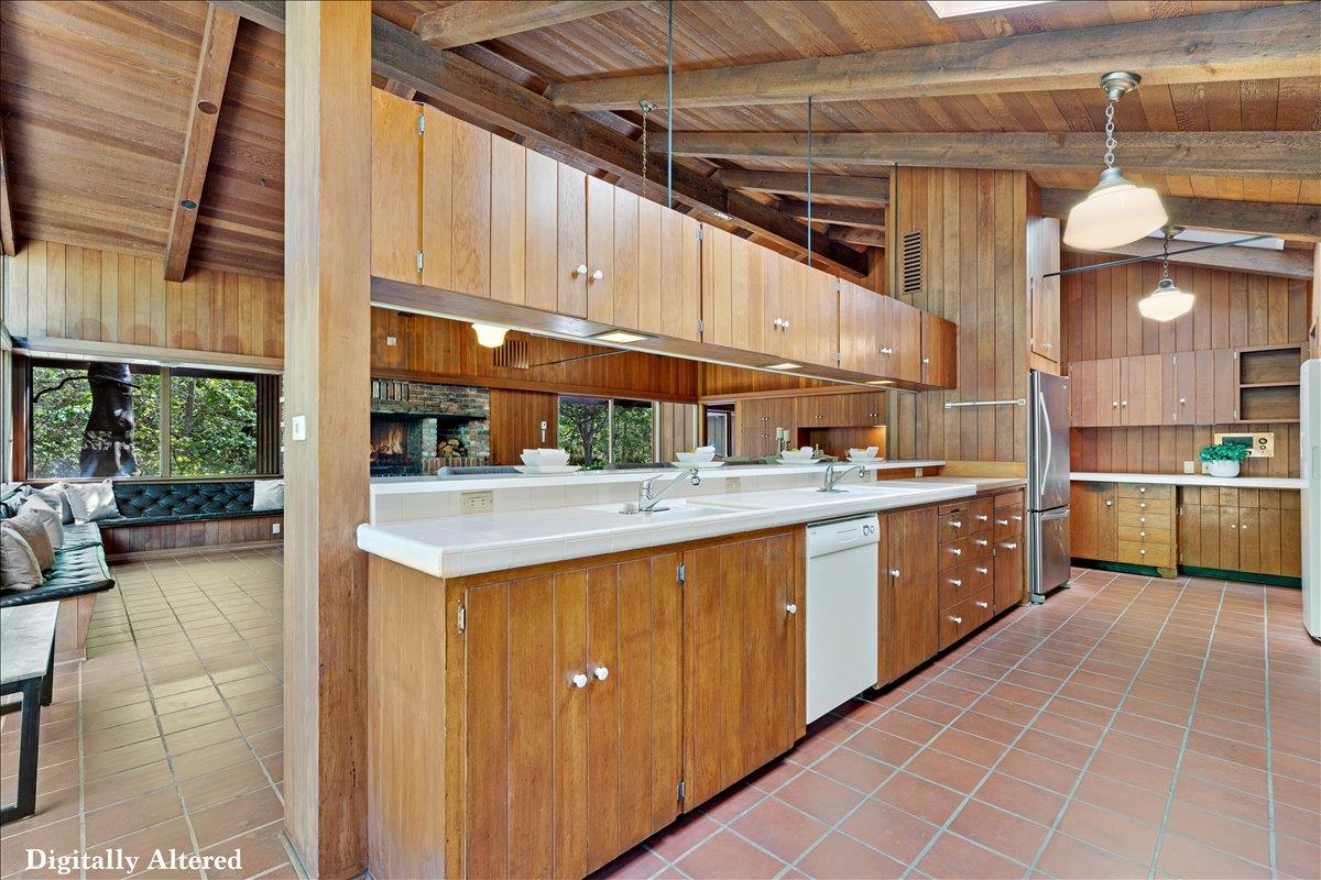 Detail Gallery Image 37 of 89 For 230 Isbel Dr, Santa Cruz,  CA 95060 - 4 Beds | 3/1 Baths