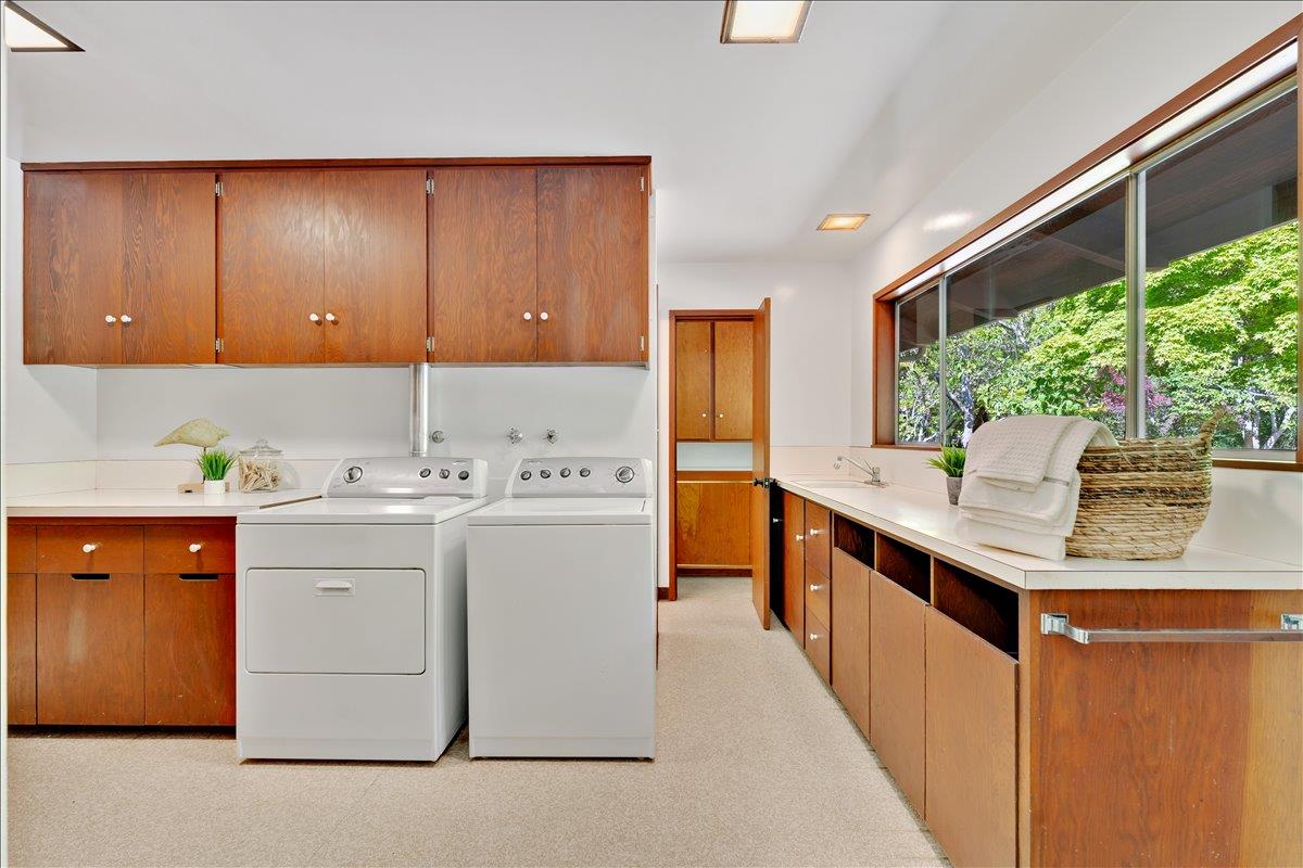 Detail Gallery Image 48 of 89 For 230 Isbel Dr, Santa Cruz,  CA 95060 - 4 Beds | 3/1 Baths