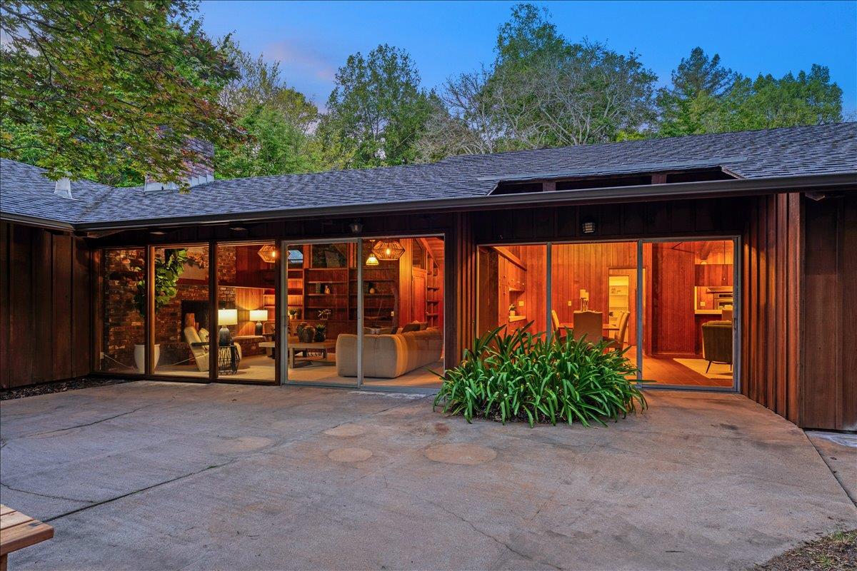 Detail Gallery Image 6 of 89 For 230 Isbel Dr, Santa Cruz,  CA 95060 - 4 Beds | 3/1 Baths