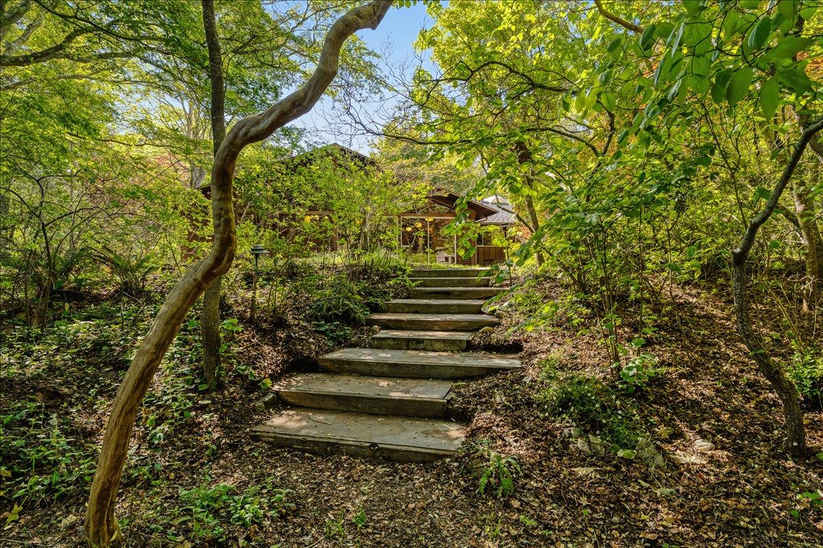 Detail Gallery Image 70 of 89 For 230 Isbel Dr, Santa Cruz,  CA 95060 - 4 Beds | 3/1 Baths