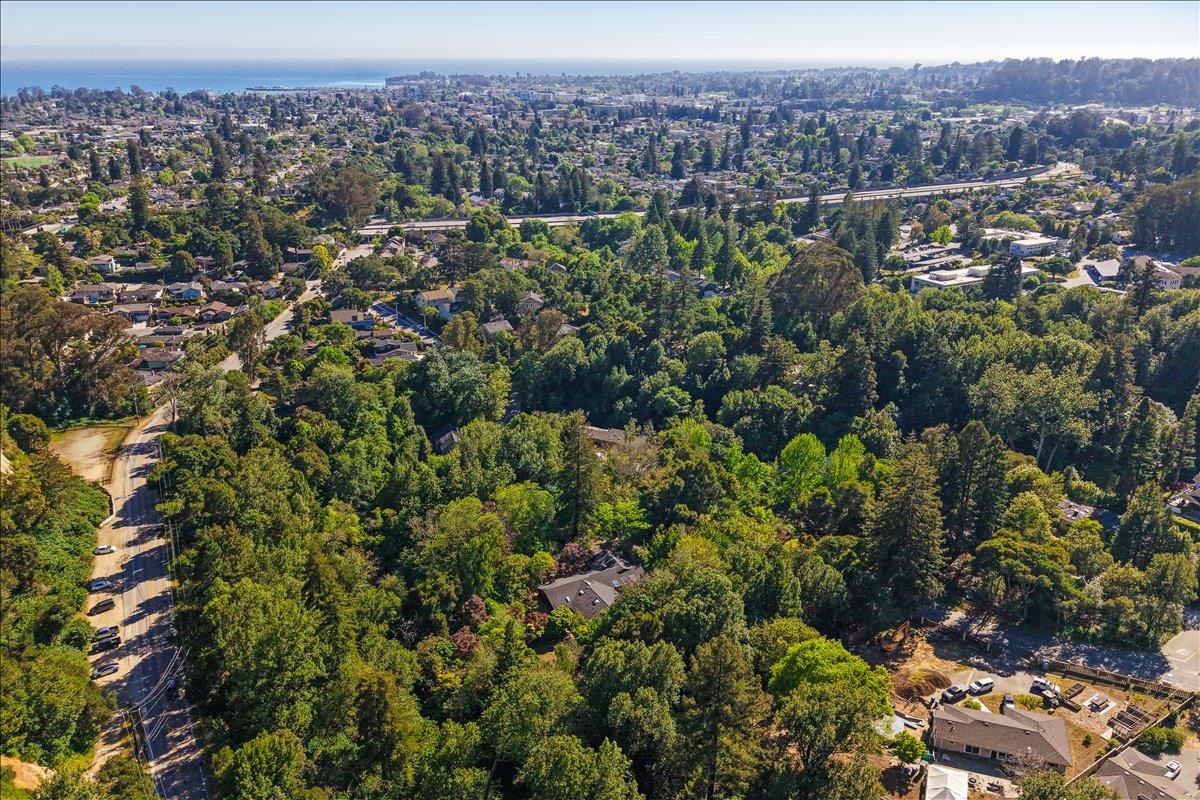 Detail Gallery Image 84 of 89 For 230 Isbel Dr, Santa Cruz,  CA 95060 - 4 Beds | 3/1 Baths