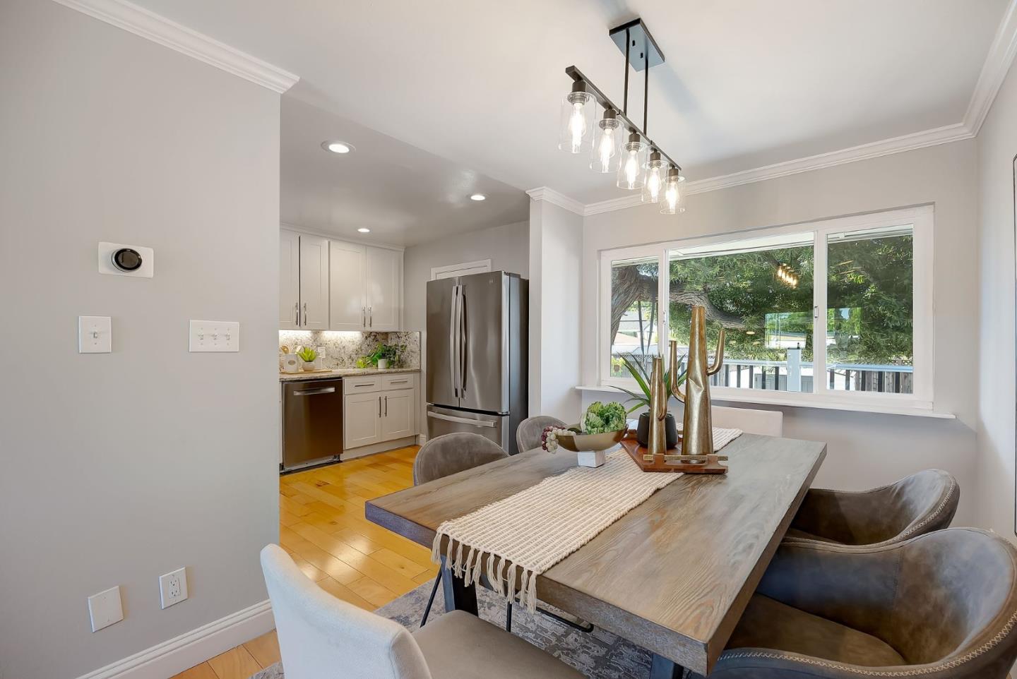 Detail Gallery Image 11 of 38 For 3908 W Campbell Ave, Campbell,  CA 95008 - 5 Beds | 2 Baths