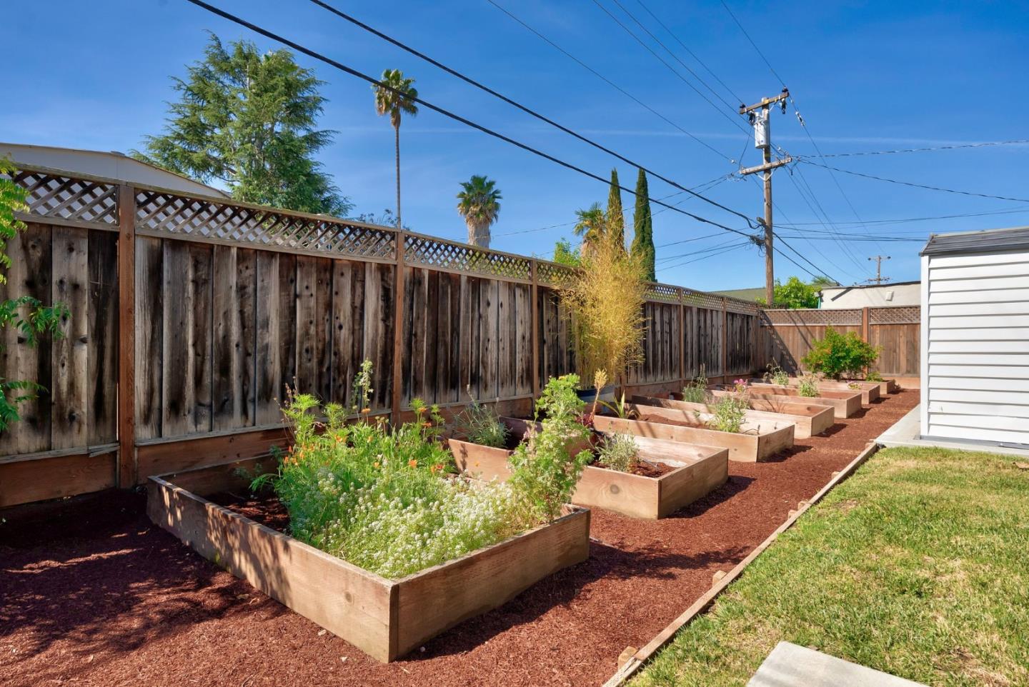 Detail Gallery Image 33 of 38 For 3908 W Campbell Ave, Campbell,  CA 95008 - 5 Beds | 2 Baths