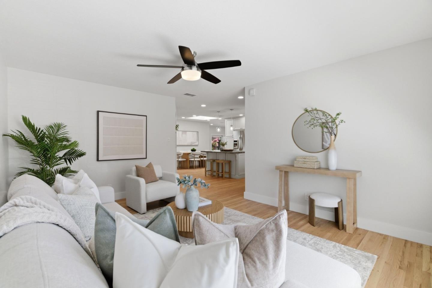 Detail Gallery Image 4 of 55 For 6209 Hopi Ct, San Jose,  CA 95123 - 4 Beds | 2 Baths