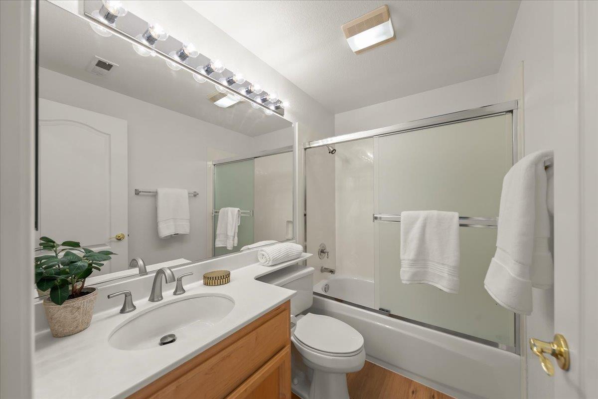 Detail Gallery Image 12 of 27 For 1610 Wharton, San Jose,  CA 95132 - 5 Beds | 3 Baths