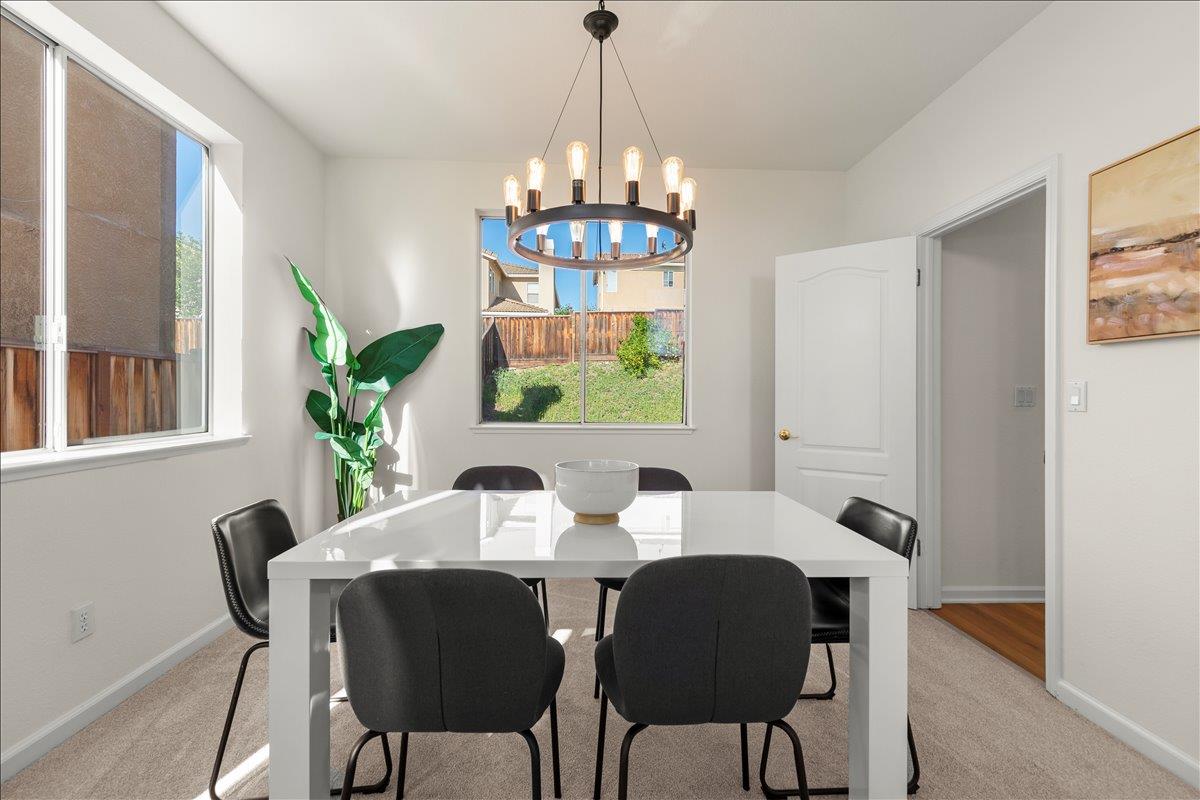 Detail Gallery Image 4 of 27 For 1610 Wharton, San Jose,  CA 95132 - 5 Beds | 3 Baths