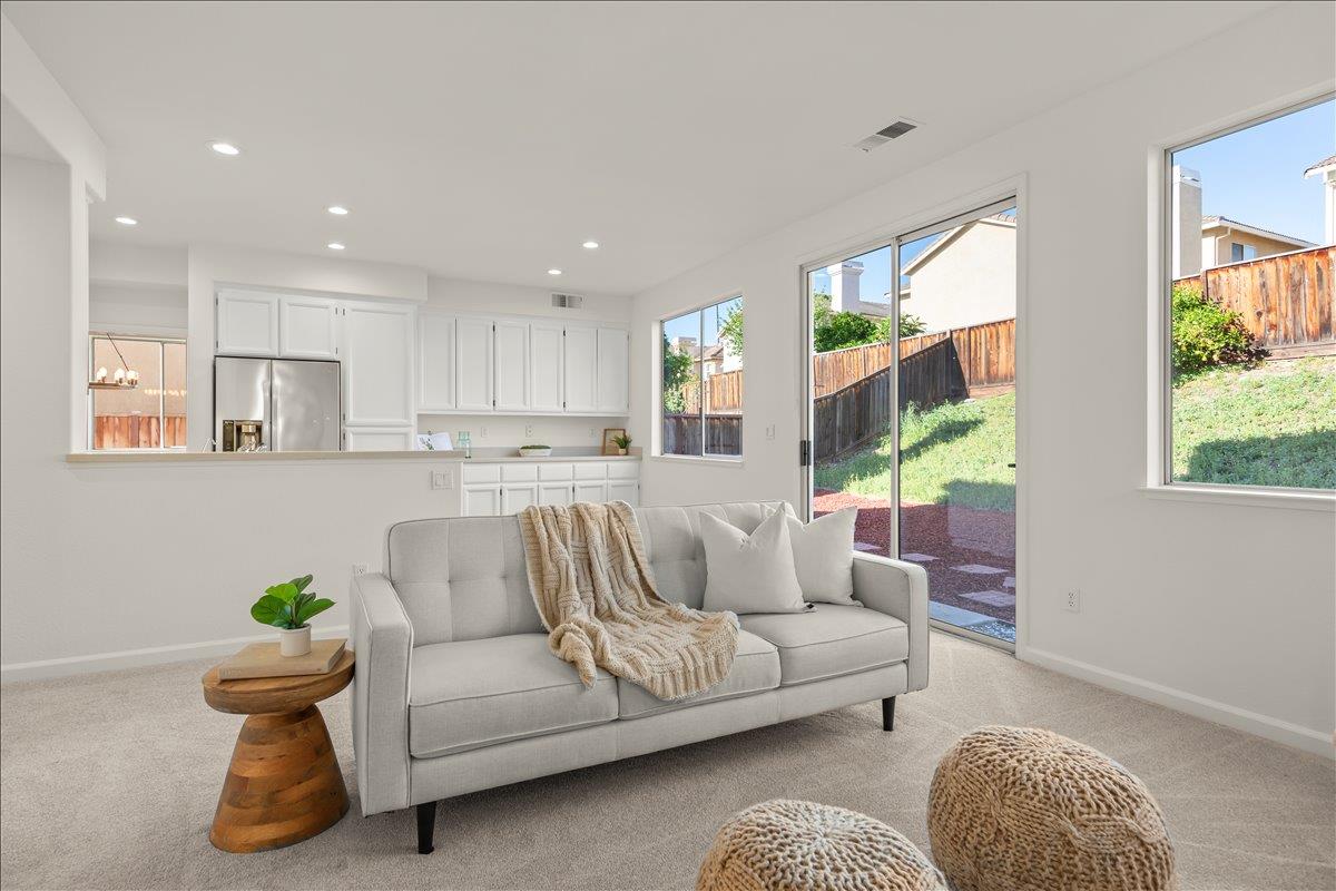 Detail Gallery Image 8 of 27 For 1610 Wharton, San Jose,  CA 95132 - 5 Beds | 3 Baths