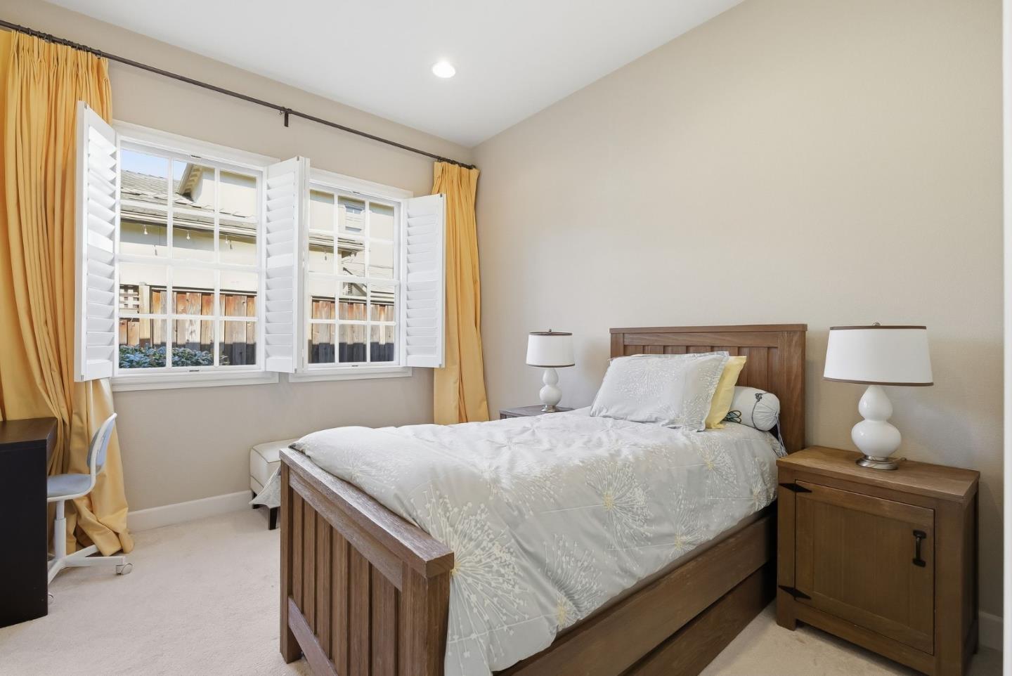 Detail Gallery Image 27 of 41 For 170 Levin Ave, Mountain View,  CA 94040 - 4 Beds | 3/1 Baths