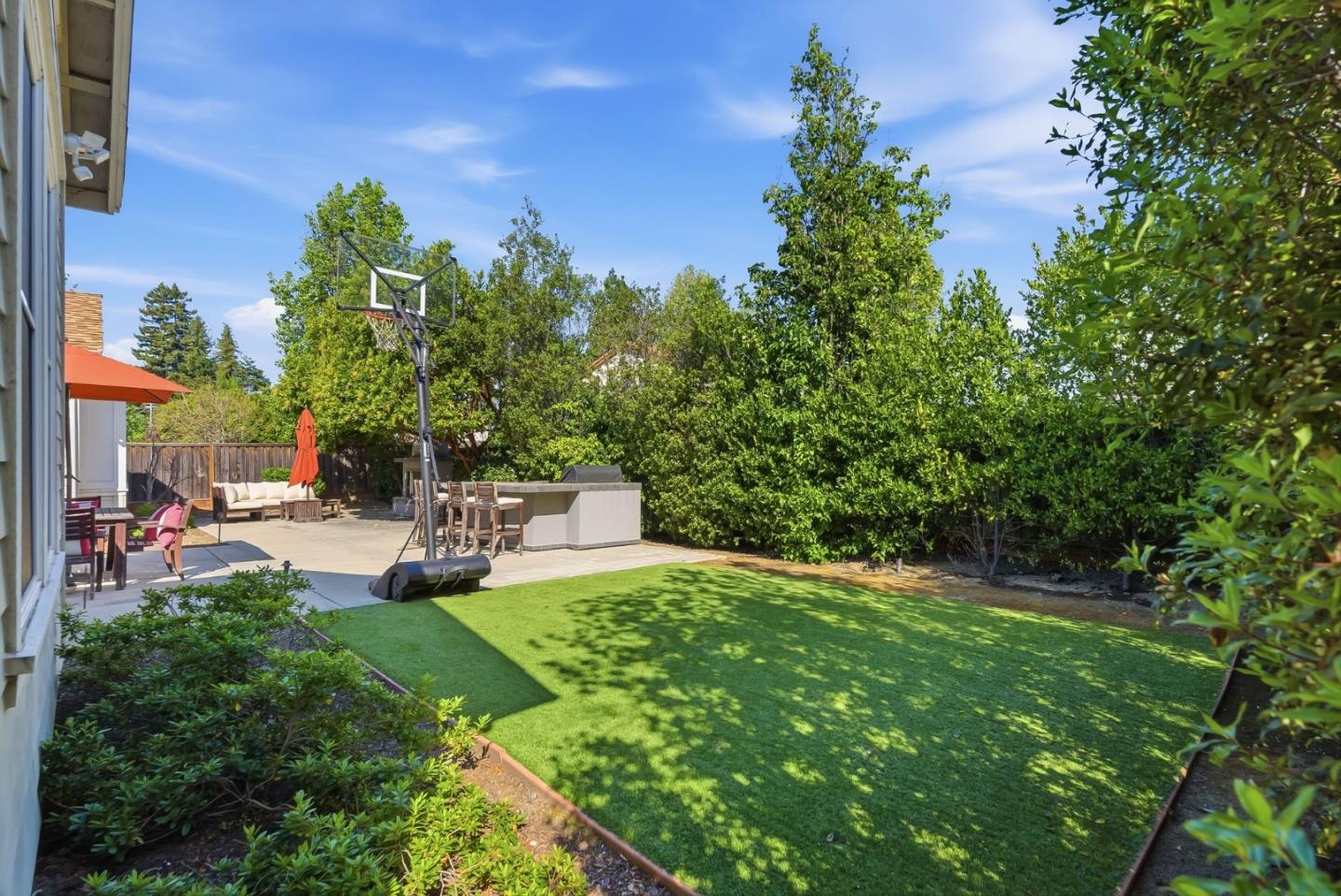 Detail Gallery Image 34 of 41 For 170 Levin Ave, Mountain View,  CA 94040 - 4 Beds | 3/1 Baths