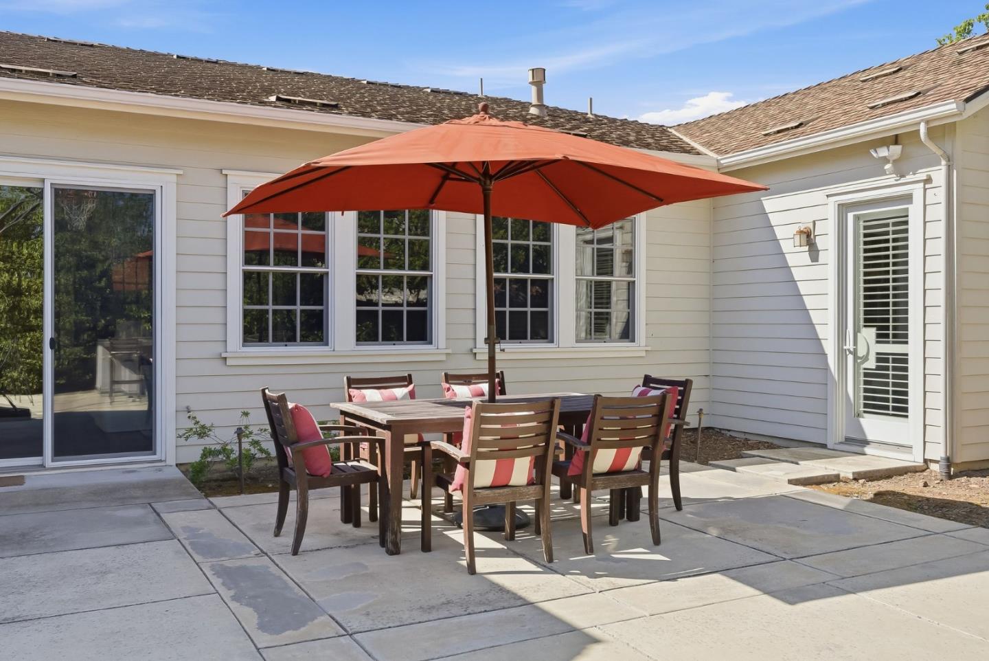 Detail Gallery Image 35 of 41 For 170 Levin Ave, Mountain View,  CA 94040 - 4 Beds | 3/1 Baths