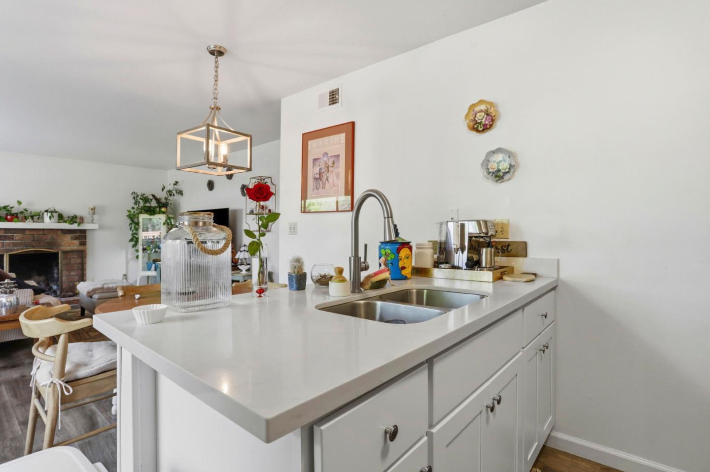 Detail Gallery Image 14 of 32 For 922 Ponselle Ln #1,  Capitola,  CA 95010 - 2 Beds | 1 Baths