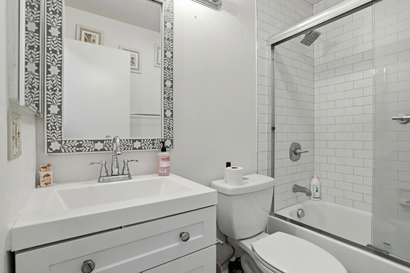 Detail Gallery Image 22 of 32 For 922 Ponselle Ln #1,  Capitola,  CA 95010 - 2 Beds | 1 Baths