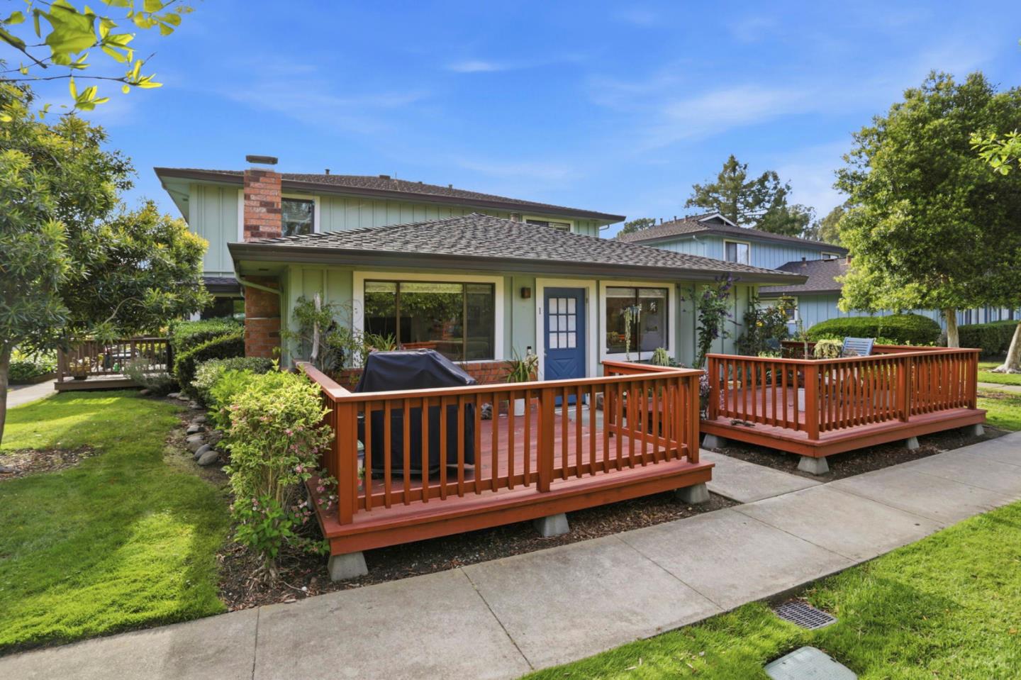 Detail Gallery Image 3 of 32 For 922 Ponselle Ln #1,  Capitola,  CA 95010 - 2 Beds | 1 Baths