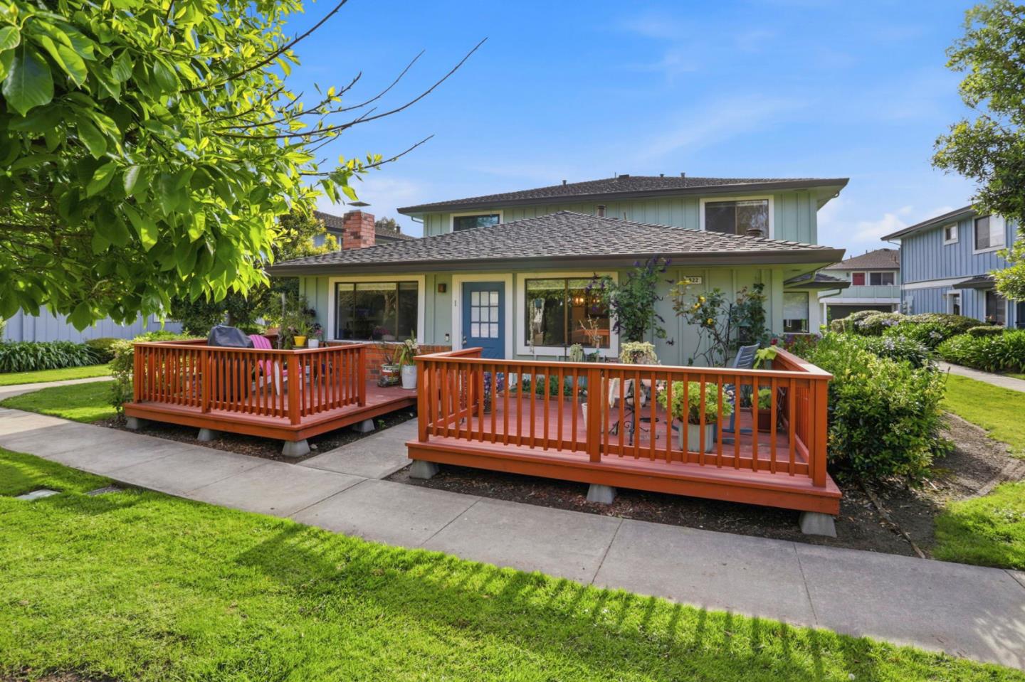 Detail Gallery Image 4 of 32 For 922 Ponselle Ln #1,  Capitola,  CA 95010 - 2 Beds | 1 Baths