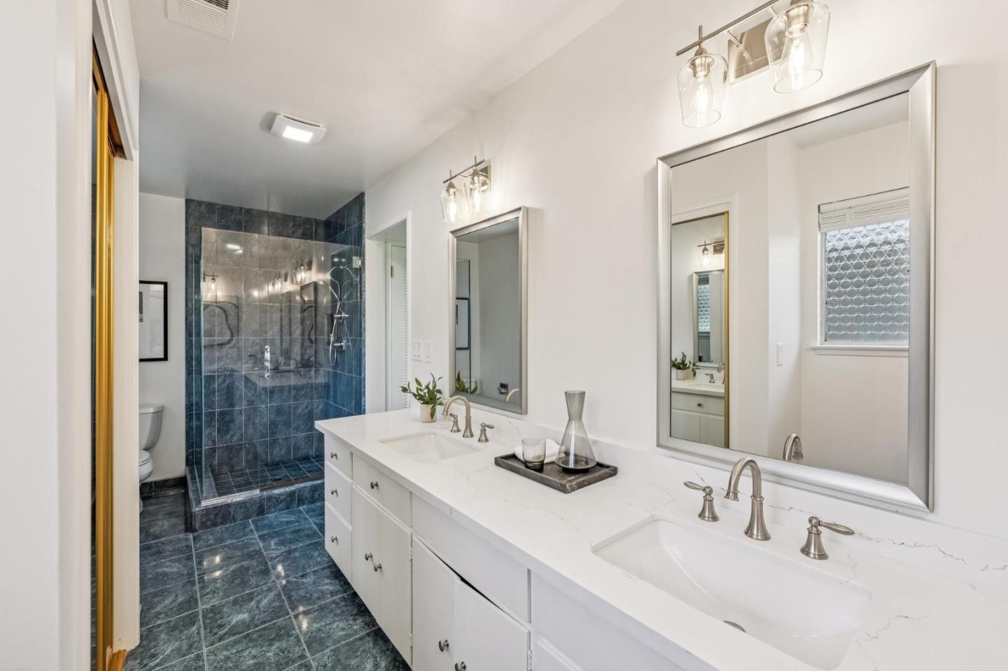 Detail Gallery Image 23 of 38 For 277 Alta Vista Ave, Los Altos,  CA 94022 - 3 Beds | 2 Baths