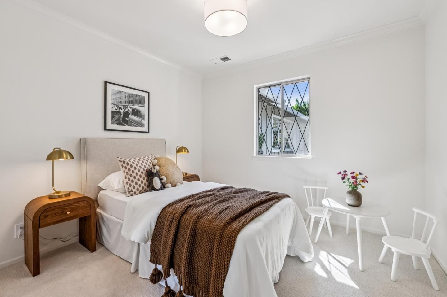 Detail Gallery Image 24 of 38 For 277 Alta Vista Ave, Los Altos,  CA 94022 - 3 Beds | 2 Baths