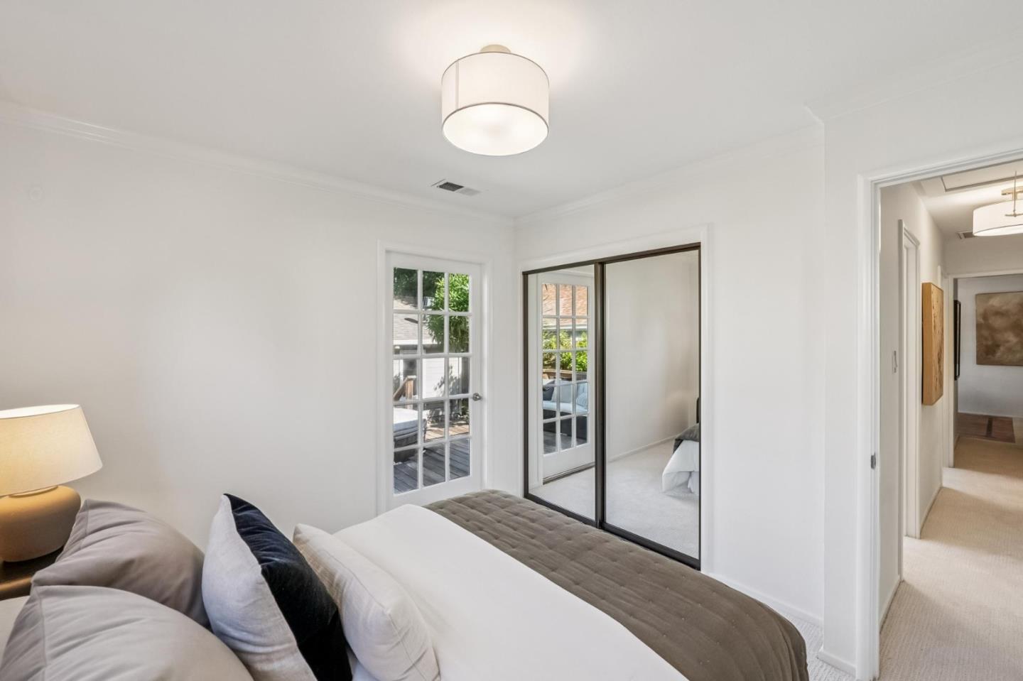 Detail Gallery Image 27 of 38 For 277 Alta Vista Ave, Los Altos,  CA 94022 - 3 Beds | 2 Baths