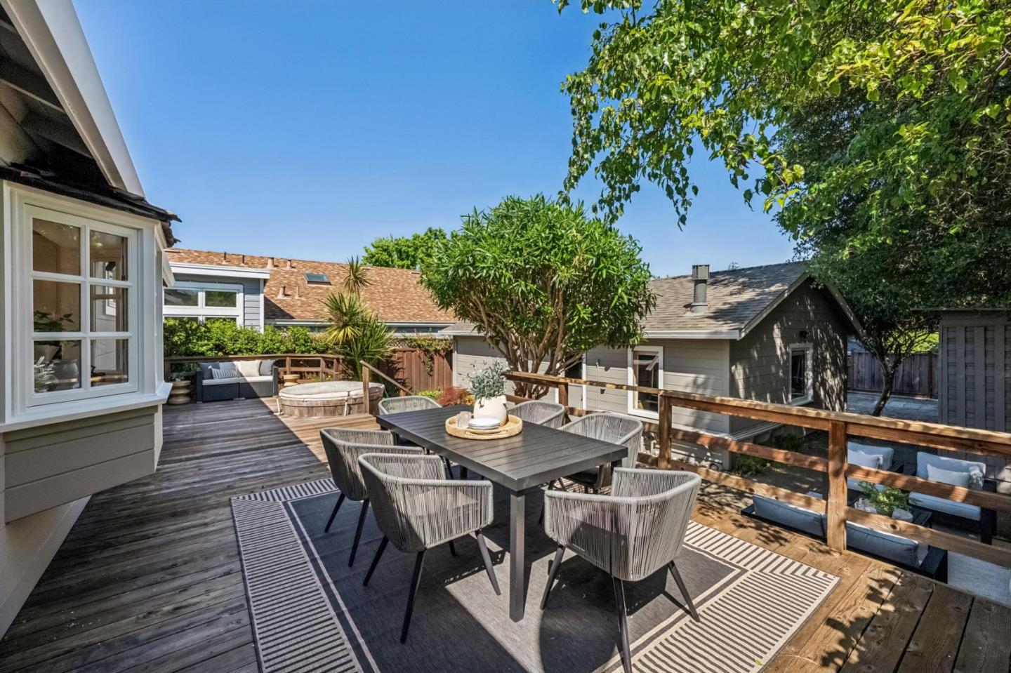 Detail Gallery Image 28 of 38 For 277 Alta Vista Ave, Los Altos,  CA 94022 - 3 Beds | 2 Baths