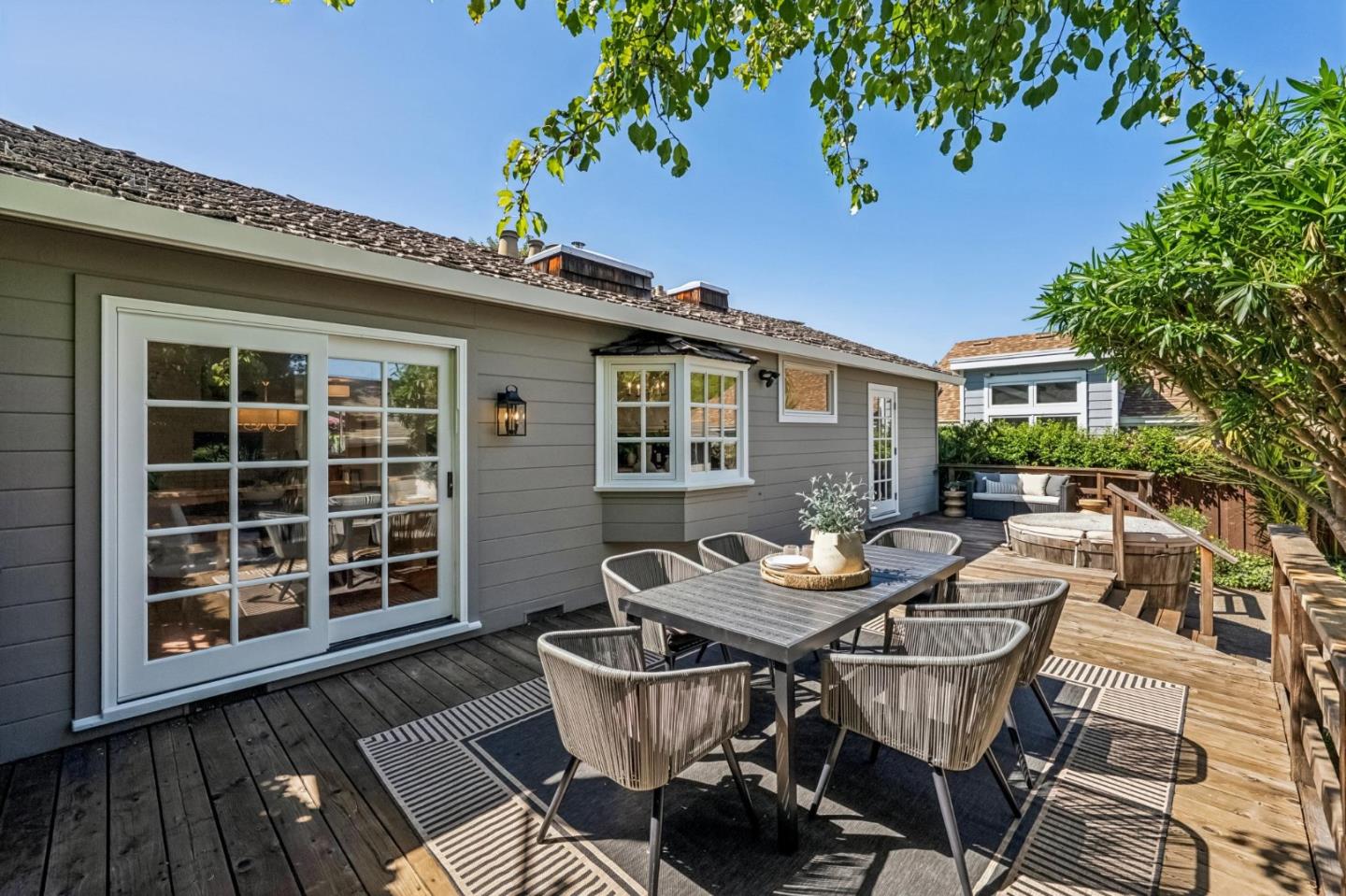 Detail Gallery Image 29 of 38 For 277 Alta Vista Ave, Los Altos,  CA 94022 - 3 Beds | 2 Baths