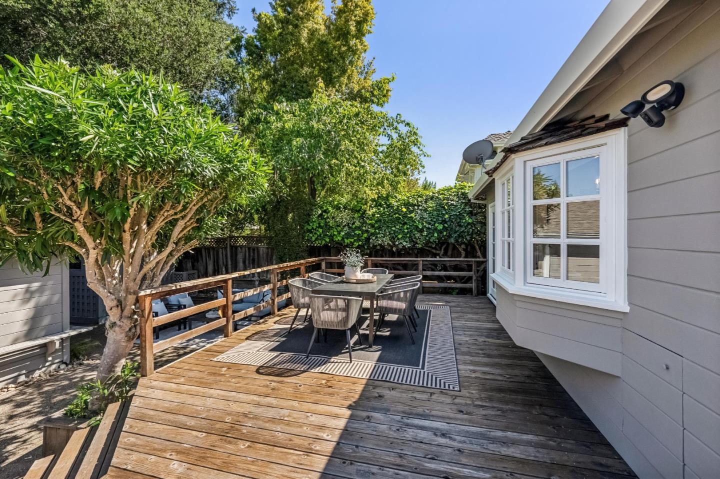 Detail Gallery Image 30 of 38 For 277 Alta Vista Ave, Los Altos,  CA 94022 - 3 Beds | 2 Baths