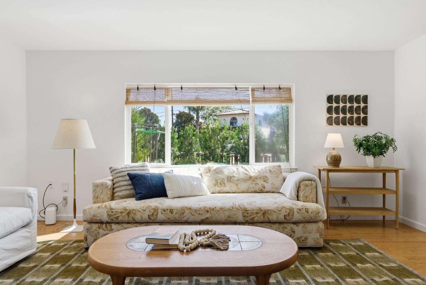 Detail Gallery Image 10 of 44 For 771 Seacliff Dr, Aptos,  CA 95003 - 2 Beds | 1/1 Baths