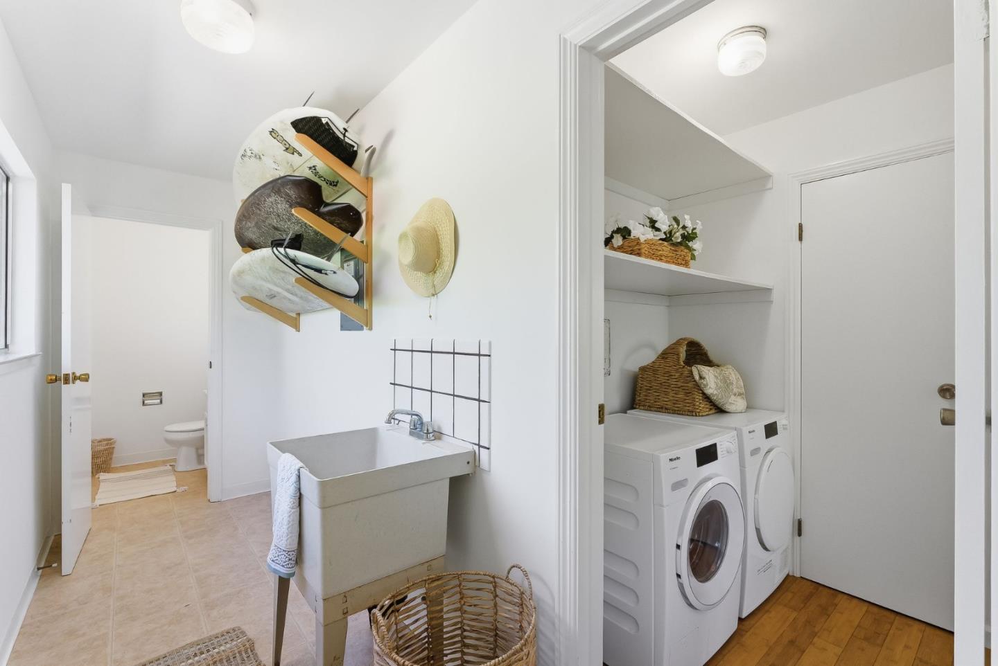 Detail Gallery Image 22 of 44 For 771 Seacliff Dr, Aptos,  CA 95003 - 2 Beds | 1/1 Baths