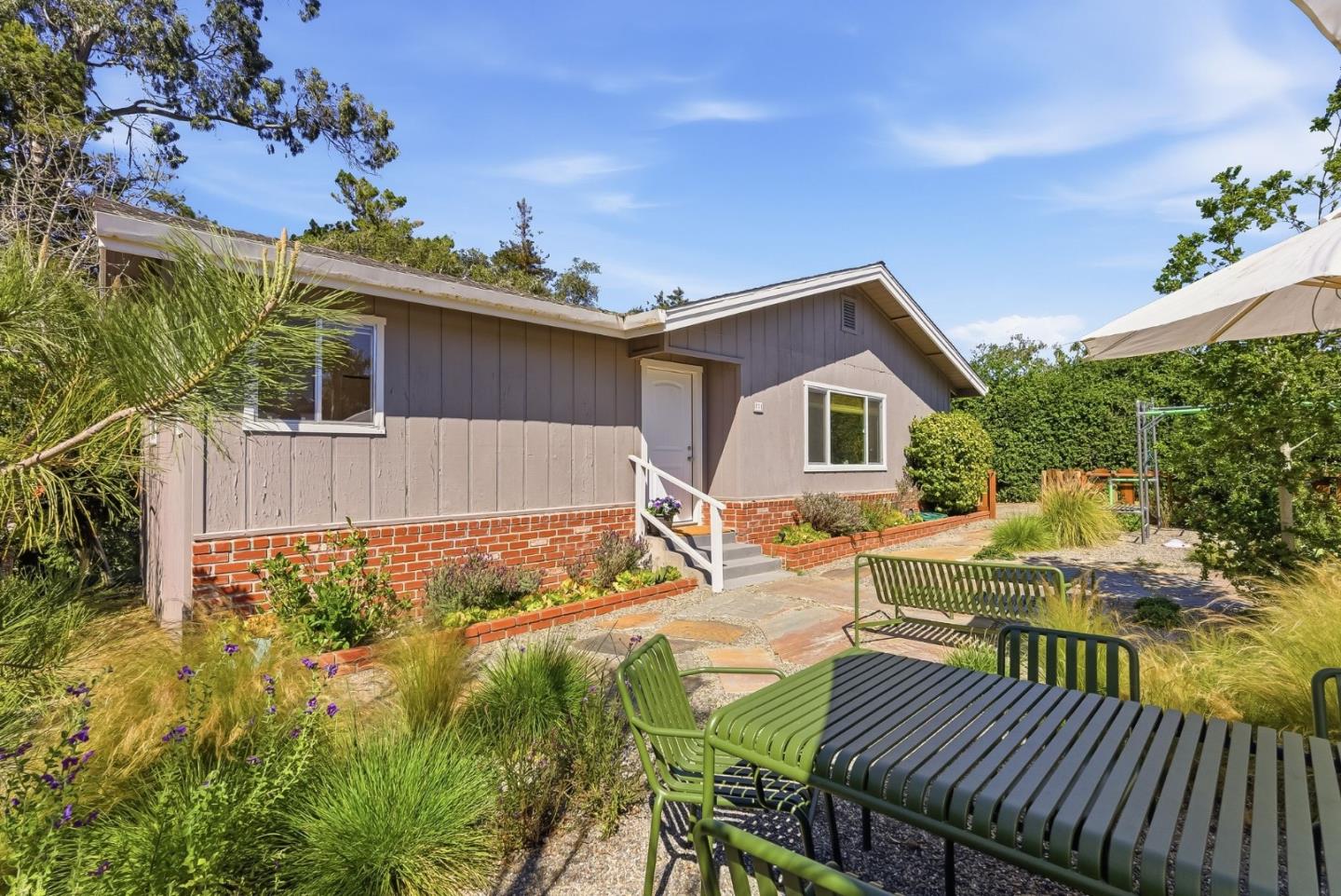 Detail Gallery Image 6 of 44 For 771 Seacliff Dr, Aptos,  CA 95003 - 2 Beds | 1/1 Baths