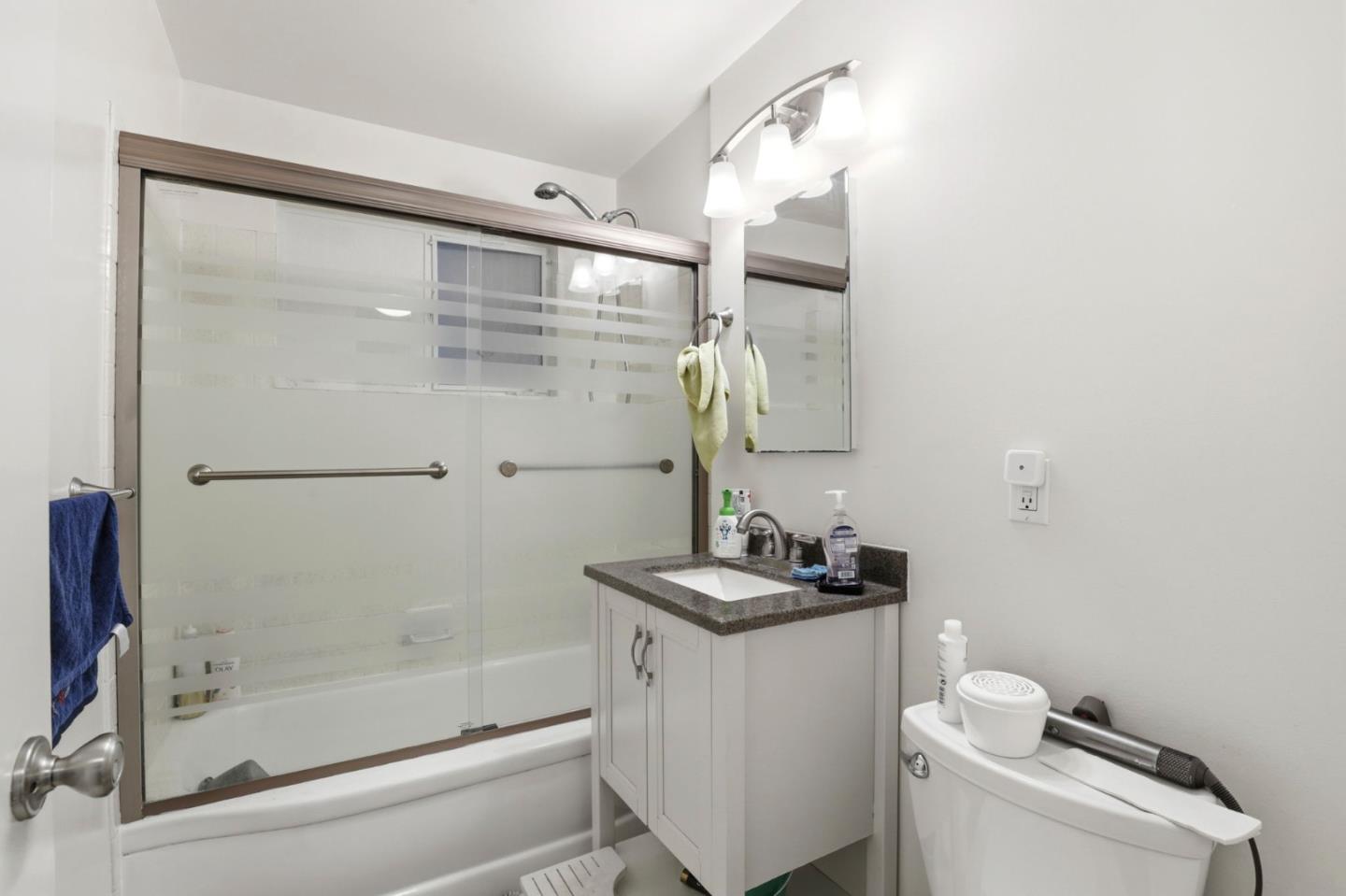 Detail Gallery Image 16 of 31 For 13345 Ronnie Way, Saratoga,  CA 95070 - 3 Beds | 2 Baths