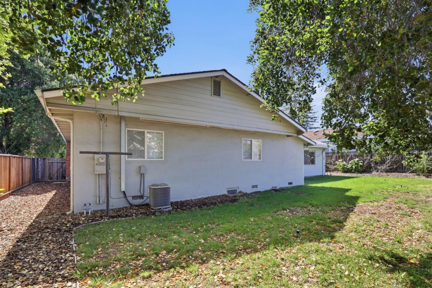 Detail Gallery Image 23 of 31 For 13345 Ronnie Way, Saratoga,  CA 95070 - 3 Beds | 2 Baths