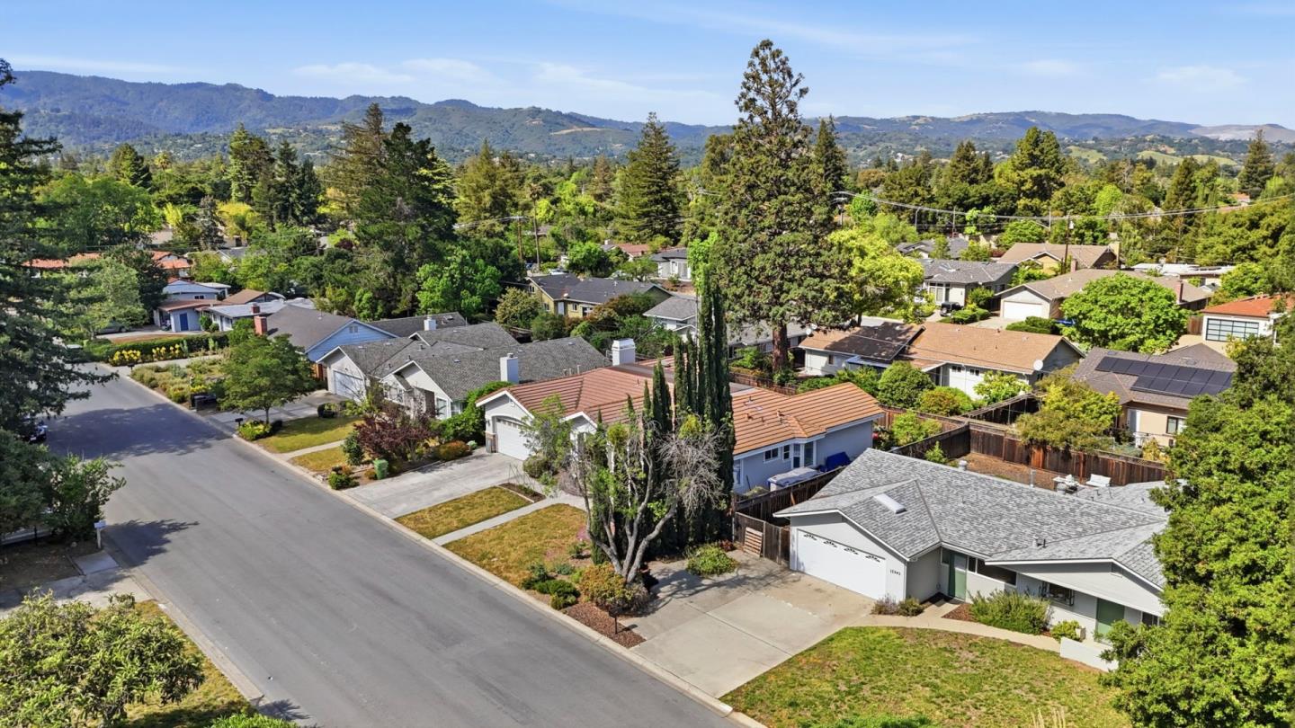 Detail Gallery Image 24 of 31 For 13345 Ronnie Way, Saratoga,  CA 95070 - 3 Beds | 2 Baths