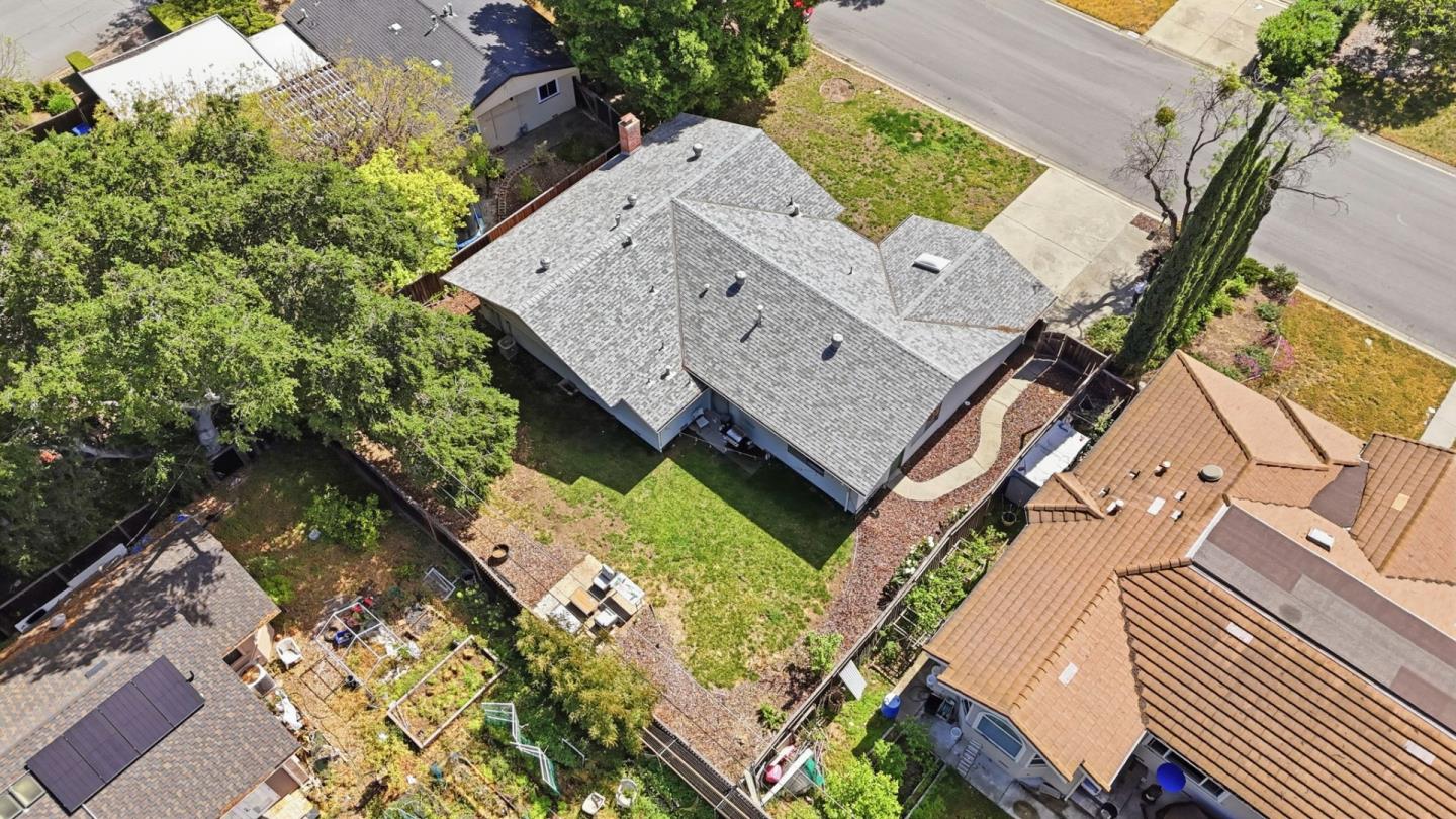 Detail Gallery Image 26 of 31 For 13345 Ronnie Way, Saratoga,  CA 95070 - 3 Beds | 2 Baths