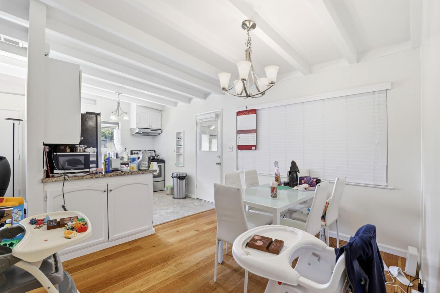 Detail Gallery Image 7 of 31 For 13345 Ronnie Way, Saratoga,  CA 95070 - 3 Beds | 2 Baths