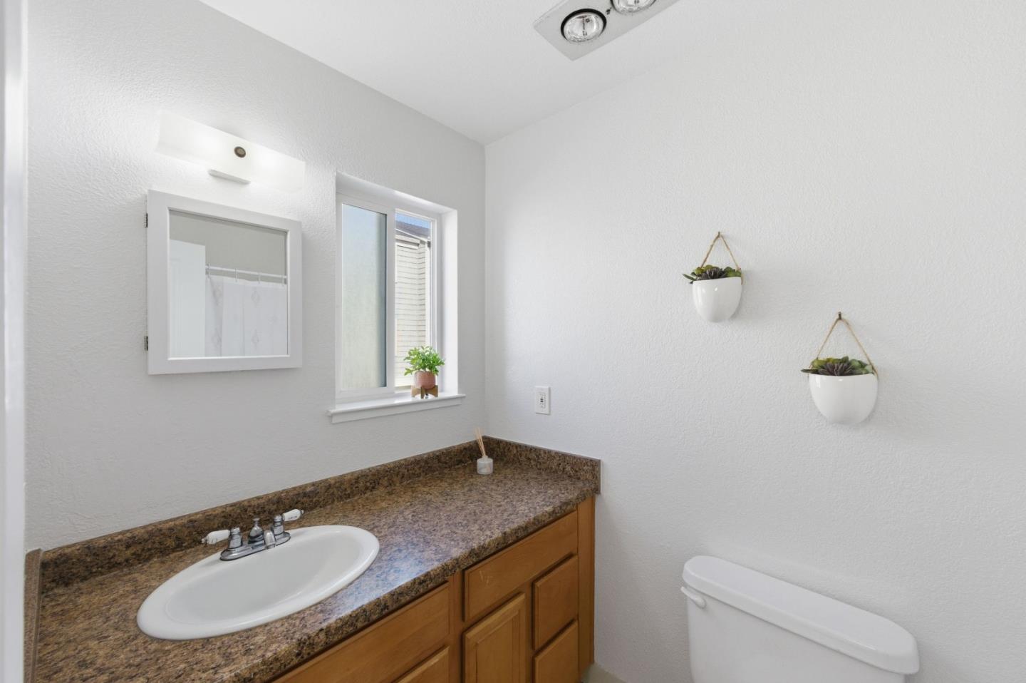 Photo #16: ML82042108 Listing: Photo #16