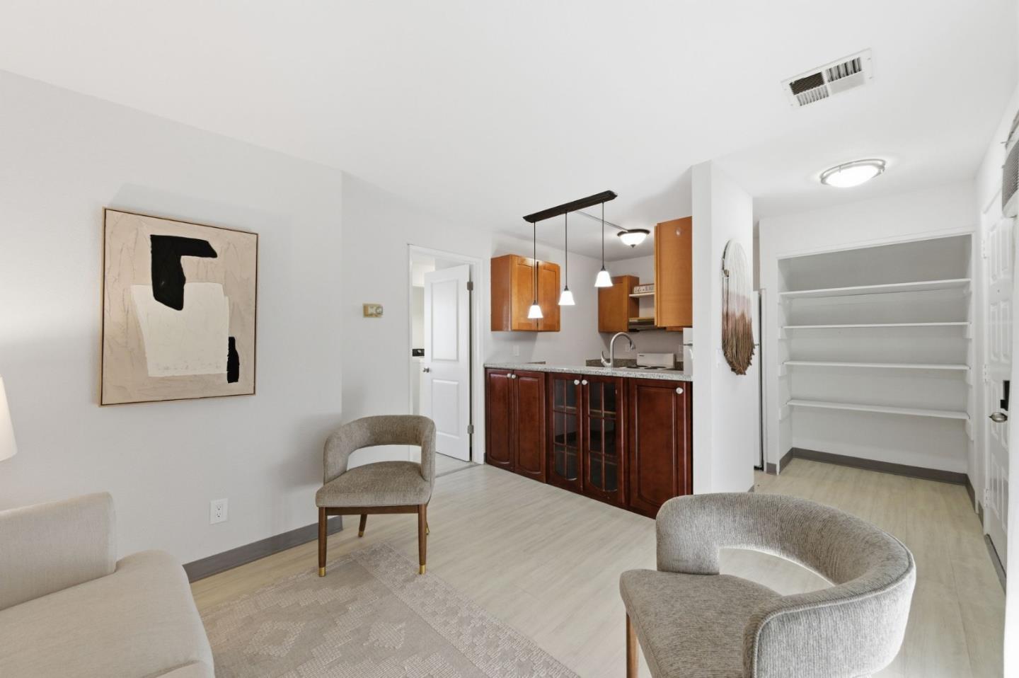 Photo #7: ML82042108 Listing: Photo #7