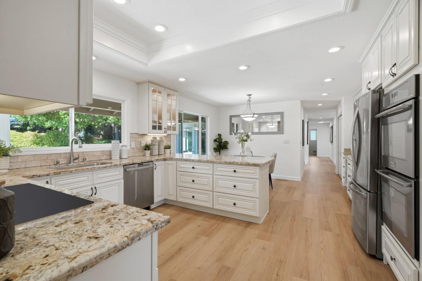 Detail Gallery Image 17 of 40 For 14611 Aloha Ave, Saratoga,  CA 95070 - 4 Beds | 2/1 Baths