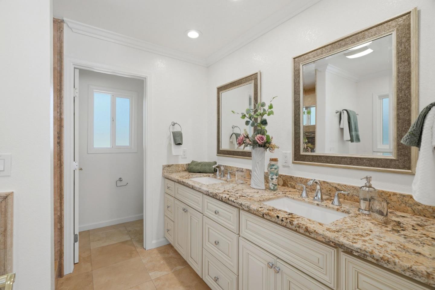 Detail Gallery Image 21 of 40 For 14611 Aloha Ave, Saratoga,  CA 95070 - 4 Beds | 2/1 Baths