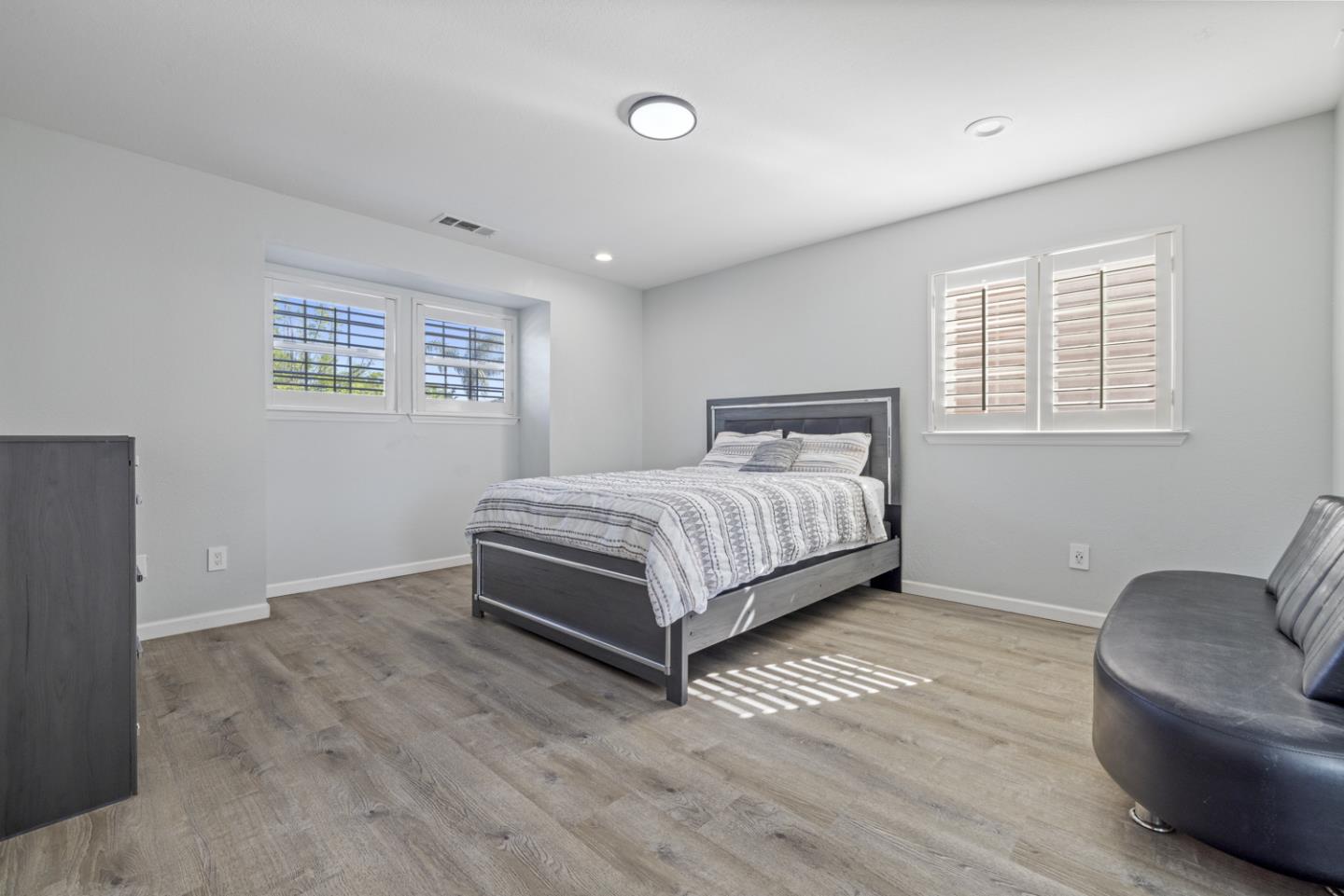 Detail Gallery Image 32 of 40 For 2604 Snyder Ave, Modesto,  CA 95356 - 3 Beds | 2 Baths